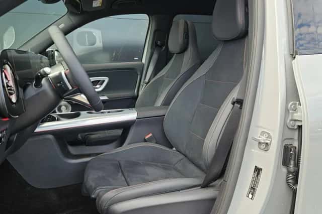 Mercedes-Benz GLB-Klasse (2026) thumbnail 3