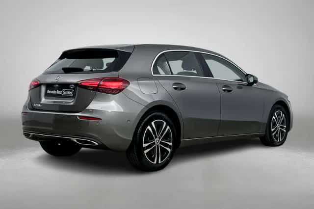 Mercedes-Benz A-Klasse (2023) thumbnail 2