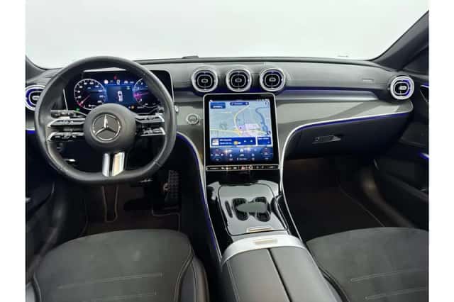 Mercedes-Benz C-Klasse (2024) thumbnail 3