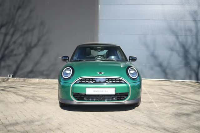 MINI Cooper (2026) thumbnail 5