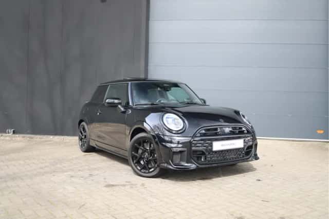 MINI Cooper (2026) thumbnail 5