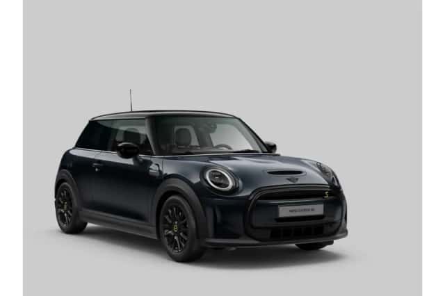 MINI Mini Electric (2022) thumbnail 2