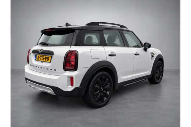 MINI Countryman (2021) thumbnail 2