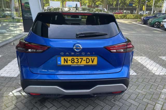 Nissan Qashqai (2021) thumbnail 5