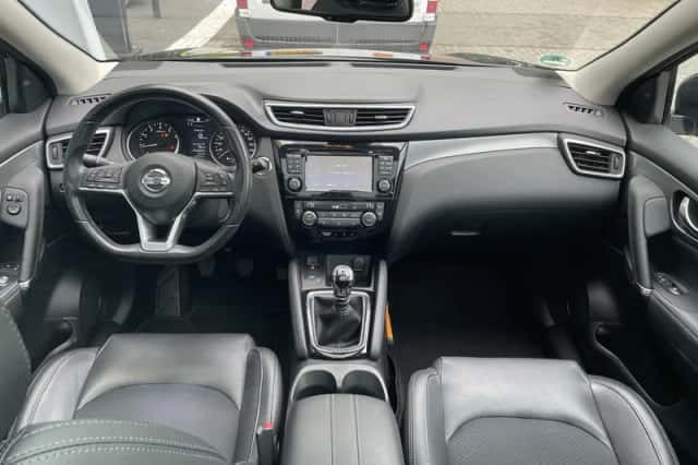 Nissan Qashqai (2018) thumbnail 5