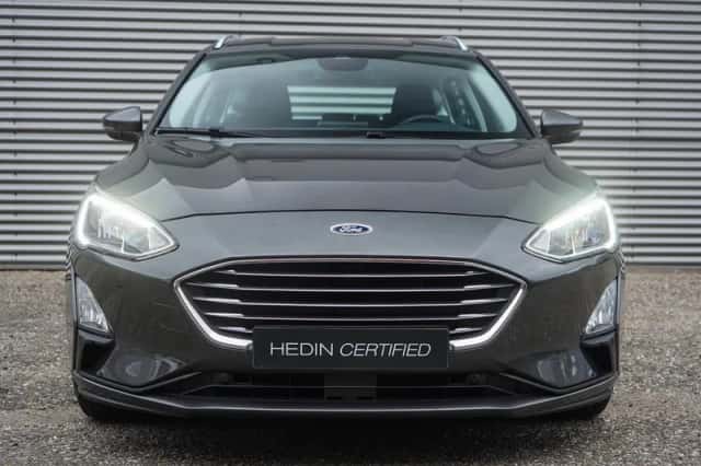 Ford Focus (2019) thumbnail 2