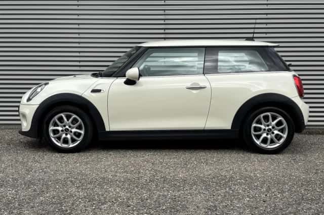 MINI One (2019) thumbnail 5