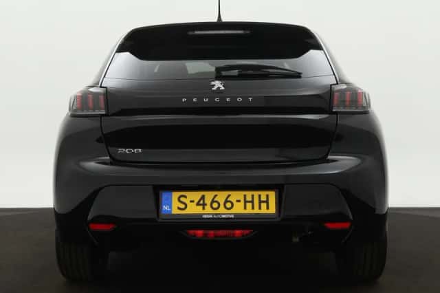 Peugeot 208 (2023) thumbnail 4
