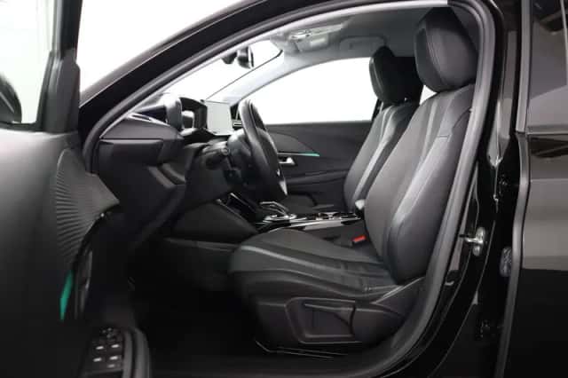 Peugeot e-208 (2020) thumbnail 5
