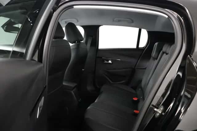 Peugeot e-208 (2020) thumbnail 6