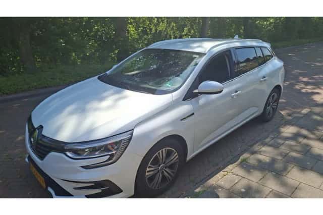 Renault Mégane (2022) thumbnail 1