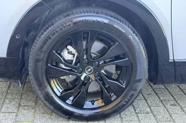 Opel Grandland (2024) thumbnail 5
