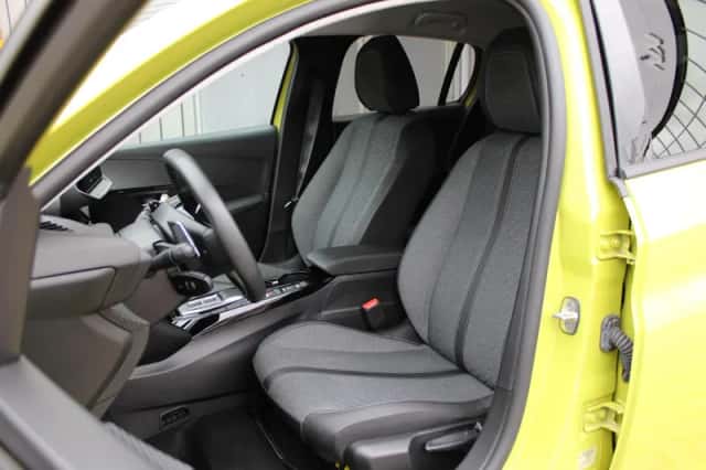 Peugeot 208 (2025) thumbnail 4