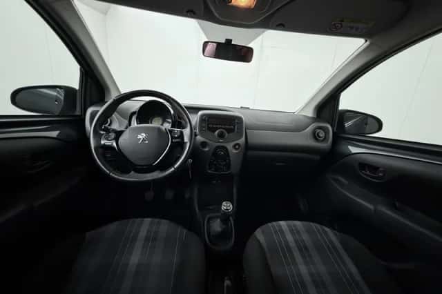 Peugeot 108 (2020) thumbnail 4