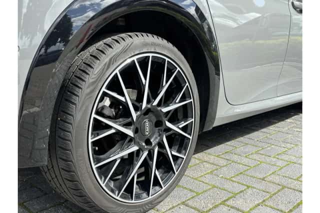 Peugeot 208 (2024) thumbnail 5