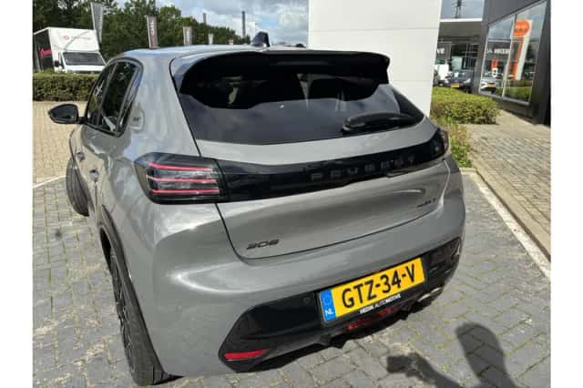 Peugeot 208 (2024) thumbnail 6