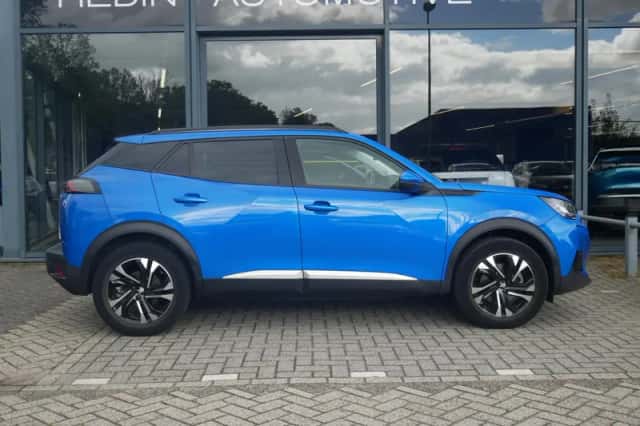 Peugeot e-2008 (2021) thumbnail 6