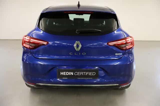 Renault Clio (2022) thumbnail 3