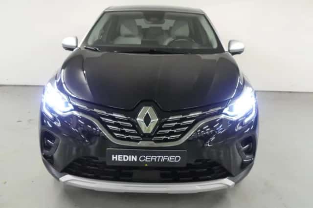 Renault Captur (2023) thumbnail 4