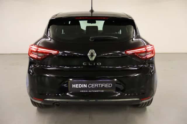 Renault Clio (2021) thumbnail 3