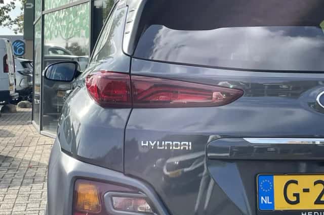 Hyundai Kona (2019) thumbnail 5