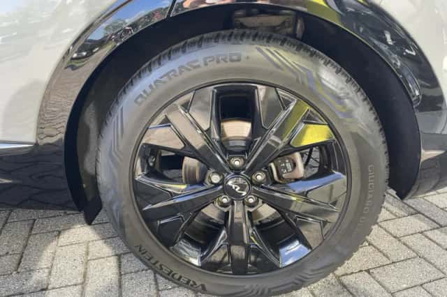 Kia Sportage (2024) thumbnail 5