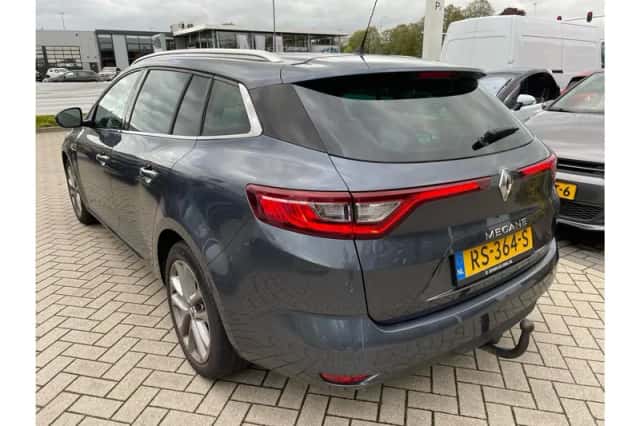 Renault Mégane (2018) thumbnail 4