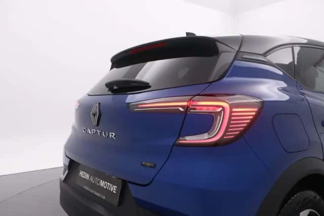 Renault Captur (2025) thumbnail 6