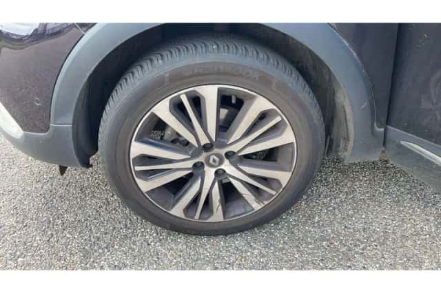 Renault Captur (2017) thumbnail 4