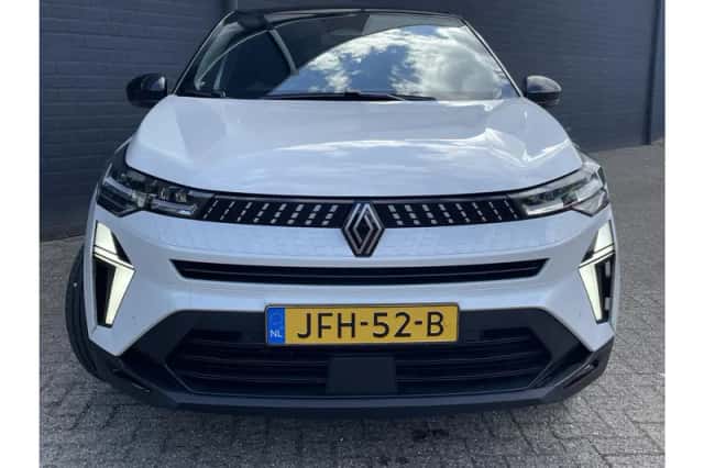 Renault Captur (2025) thumbnail 5