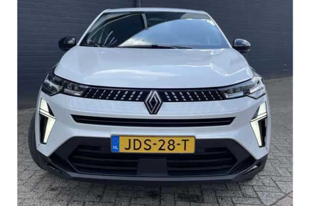 Renault Captur (2025) thumbnail 5