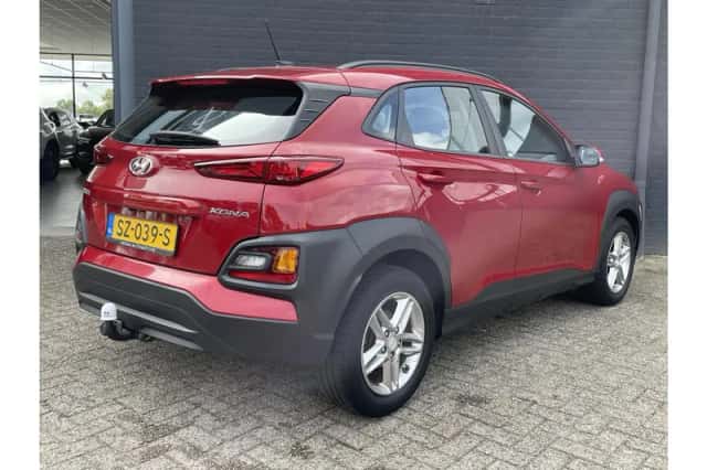 Hyundai Kona (2018) thumbnail 2