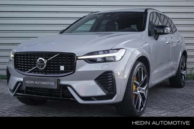 Volvo XC60 (2025) thumbnail 1
