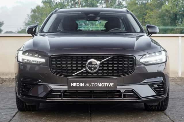 Volvo V90 (2025) thumbnail 2