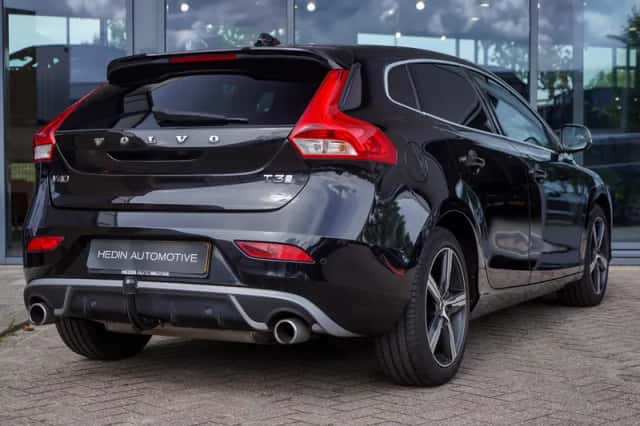 Volvo V40 (2018) thumbnail 6