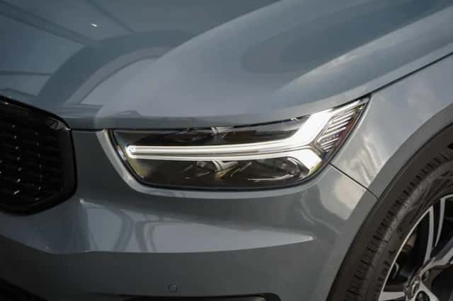 Volvo XC40 (2021) thumbnail 4