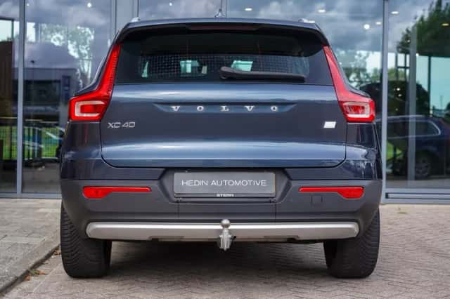 Volvo XC40 (2021) thumbnail 5