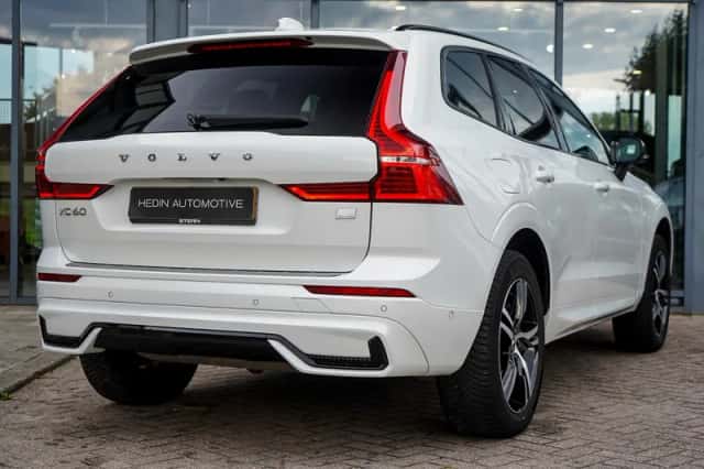 Volvo XC60 (2022) thumbnail 6