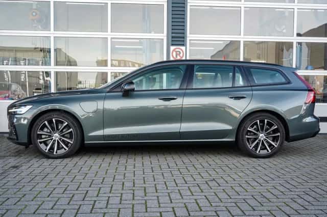 Volvo V60 (2026) thumbnail 3
