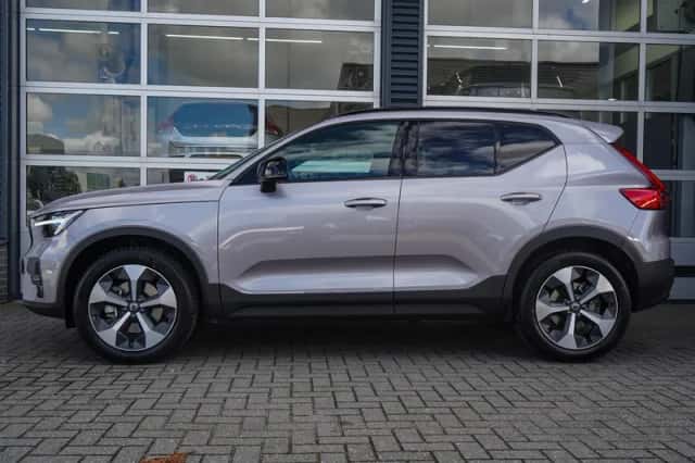 Volvo XC40 (2026) thumbnail 3