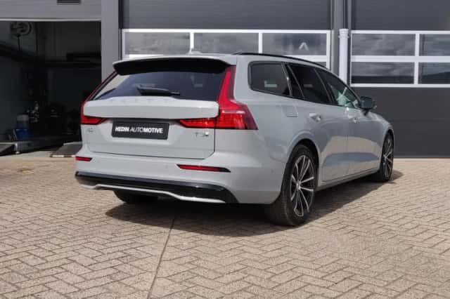 Volvo V60 (2026) thumbnail 2