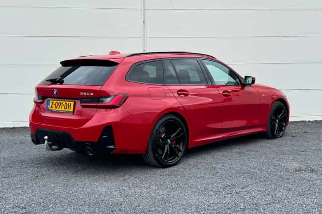 BMW 3-Serie (2024) thumbnail 2