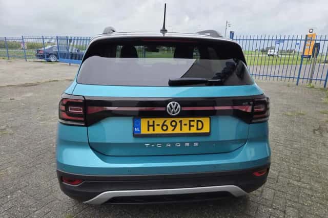 Volkswagen T-Cross (2020) thumbnail 6