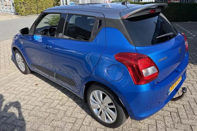 Suzuki Swift (2019) thumbnail 6