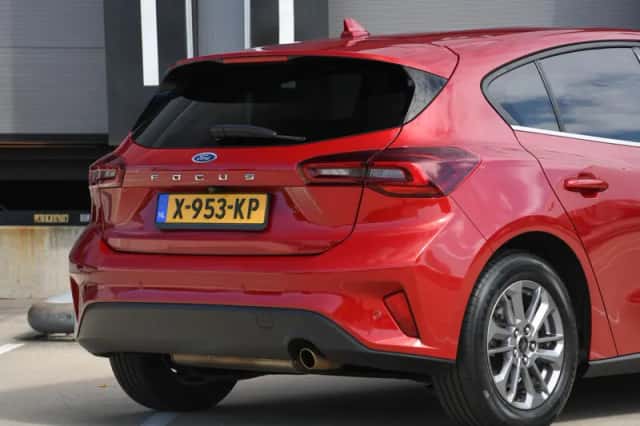 Ford Focus (2023) thumbnail 6