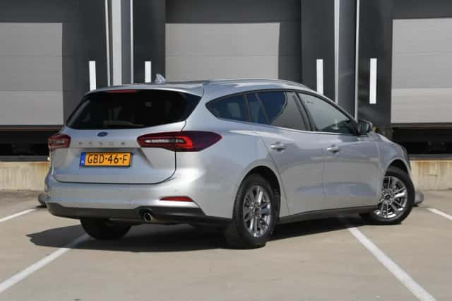 Ford Focus (2024) thumbnail 5