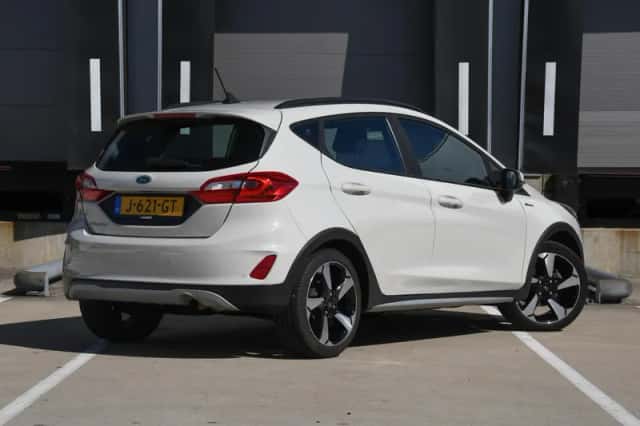 Ford Fiesta (2020) thumbnail 5