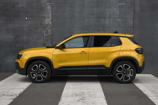 Jeep Avenger (2025) thumbnail 3