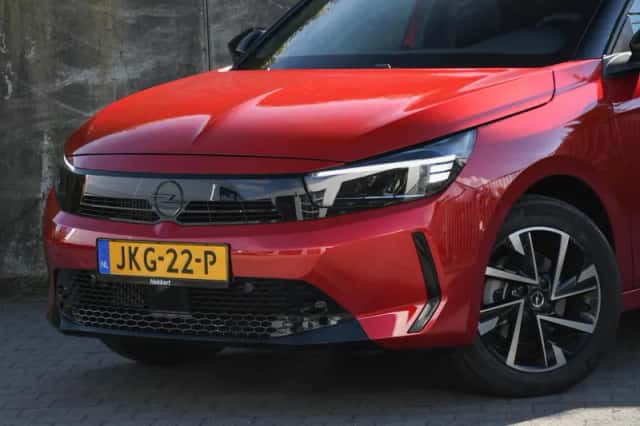 Opel Corsa (2025) thumbnail 2