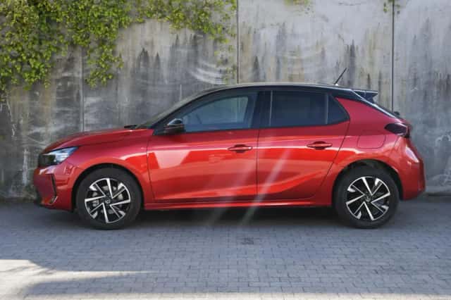 Opel Corsa (2025) thumbnail 3